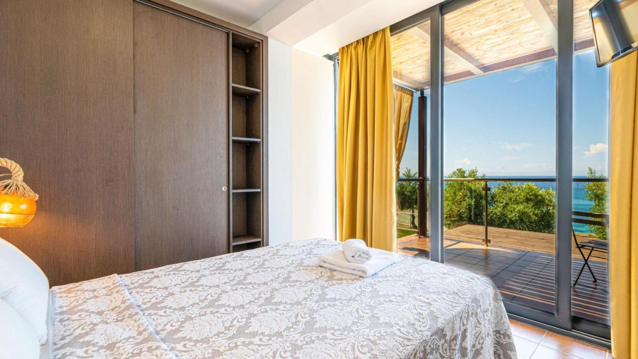 Kalma Villa Dio Неа-Муданья Экстерьер фото